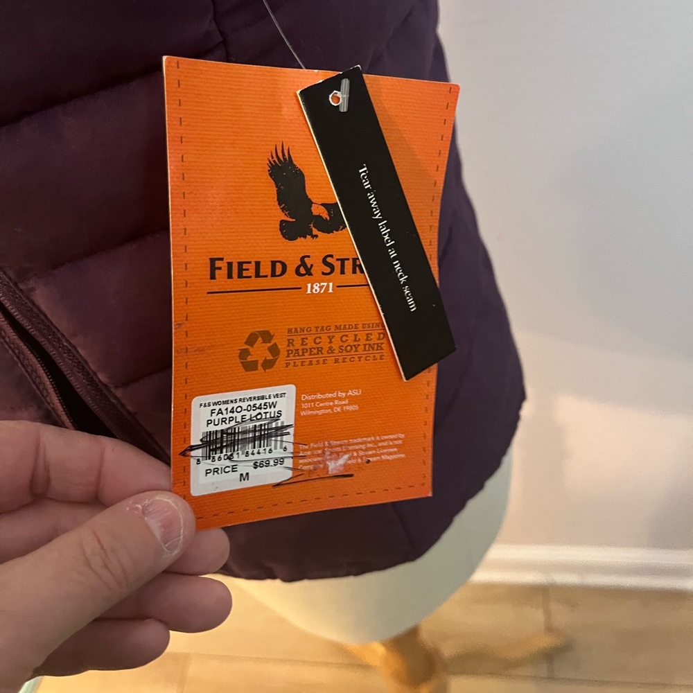NWT Field Stream Lotus purple reversible puffer vest - Picture 7 of 8